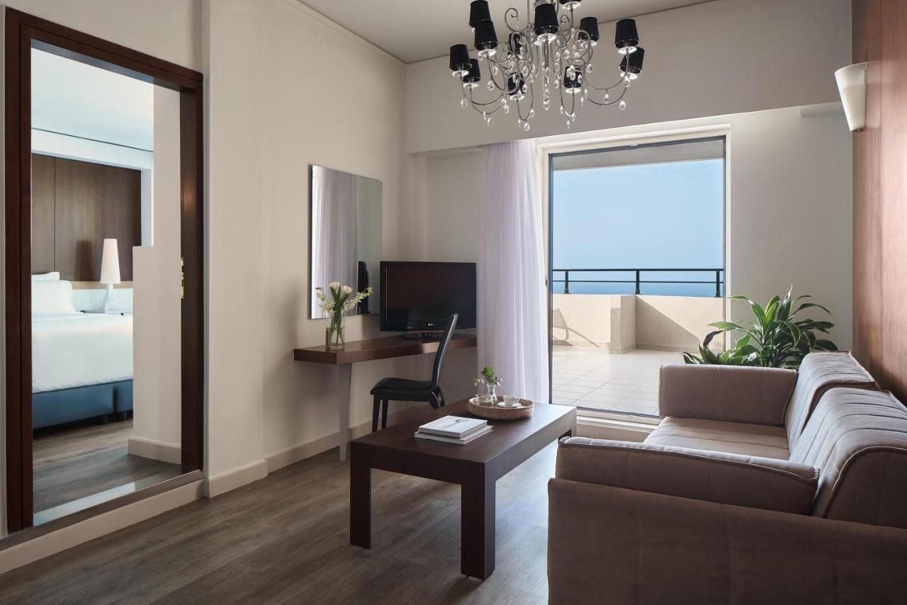 Executive Suite Sea View,1498532767:JPEG